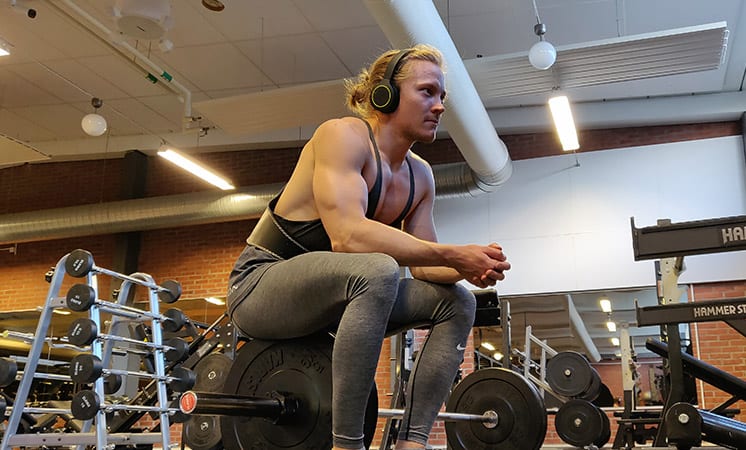 How-Long-Rest-Between-Sets-to-Maximize-Muscle-Growth